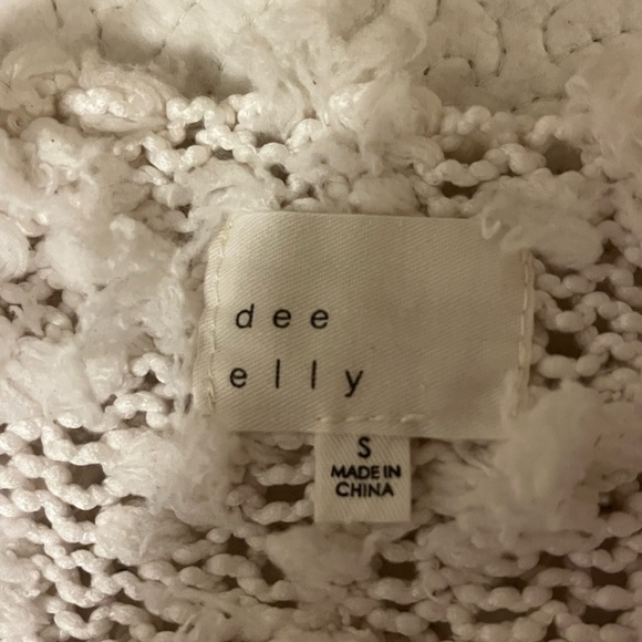 dee elly Popcorn Pullover Cozy White Textured Sweater, size Small - Picture 5 of 9